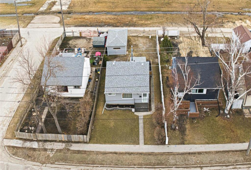 1292 Selkirk, 3 Bedrooms Bedrooms, 7 Rooms Rooms,1 BathroomBathrooms,Residential,For Sale,Selkirk