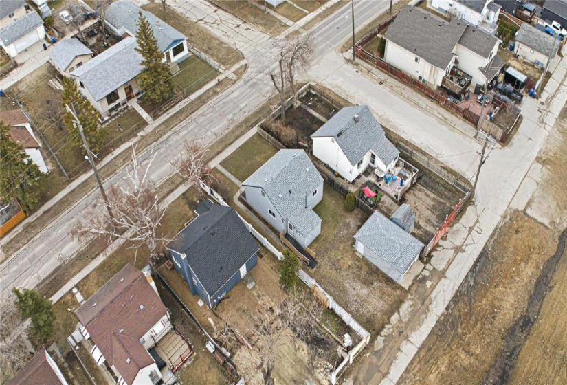 1292 Selkirk, 3 Bedrooms Bedrooms, 7 Rooms Rooms,1 BathroomBathrooms,Residential,For Sale,Selkirk