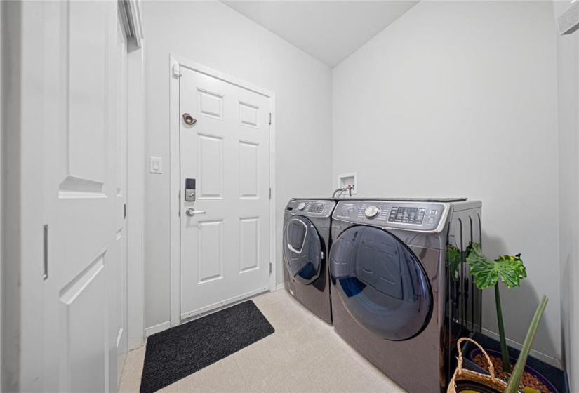 3 Bonaventure, 3 Bedrooms Bedrooms, 11 Rooms Rooms,2 BathroomsBathrooms,Residential,For Sale,Bonaventure