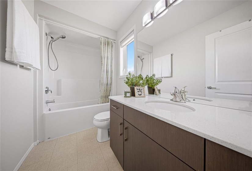 3 Bonaventure, 3 Bedrooms Bedrooms, 11 Rooms Rooms,2 BathroomsBathrooms,Residential,For Sale,Bonaventure