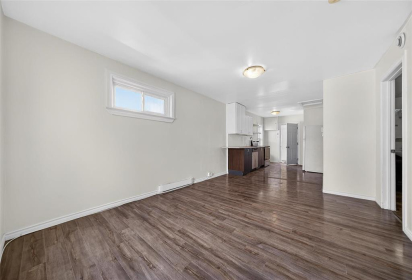 205 Templeton, 2 Bedrooms Bedrooms, 6 Rooms Rooms,1 BathroomBathrooms,Residential,For Sale,Templeton