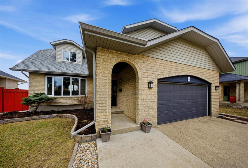 50 Manring, 5 Bedrooms Bedrooms, 18 Rooms Rooms,3 BathroomsBathrooms,Residential,For Sale,Manring