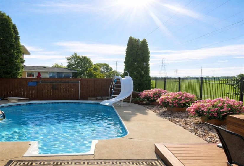 50 Manring, 5 Bedrooms Bedrooms, 18 Rooms Rooms,3 BathroomsBathrooms,Residential,For Sale,Manring