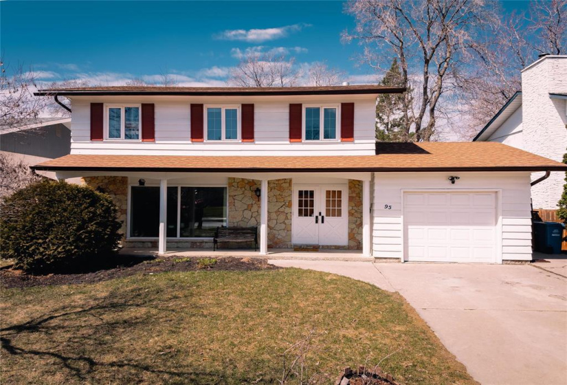 95 Moore, 4 Bedrooms Bedrooms, 12 Rooms Rooms,1 BathroomBathrooms,Residential,For Sale,Moore