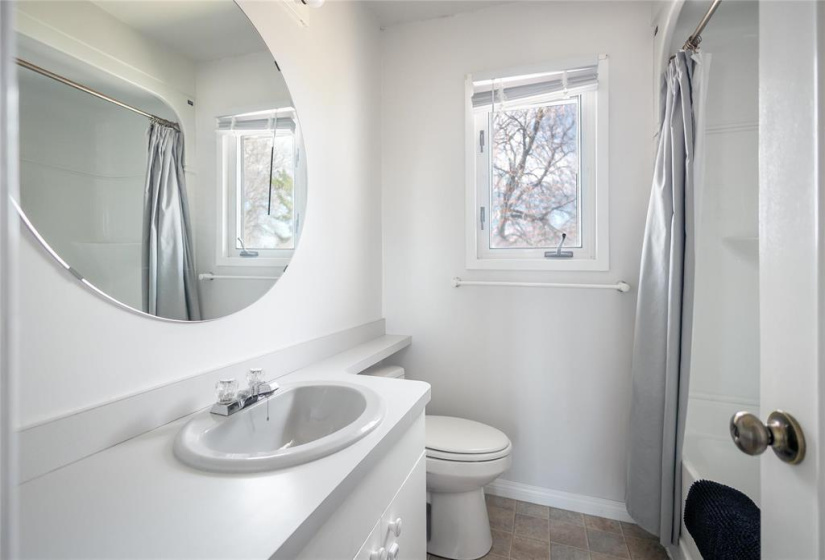 95 Moore, 4 Bedrooms Bedrooms, 12 Rooms Rooms,1 BathroomBathrooms,Residential,For Sale,Moore