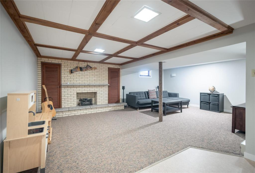 95 Moore, 4 Bedrooms Bedrooms, 12 Rooms Rooms,1 BathroomBathrooms,Residential,For Sale,Moore