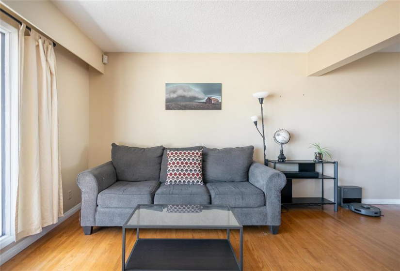 95 Moore, 4 Bedrooms Bedrooms, 12 Rooms Rooms,1 BathroomBathrooms,Residential,For Sale,Moore