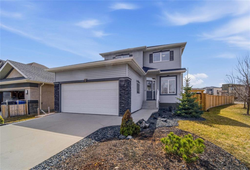 With premier street status and the Harte Trail as your neighbour, you aren't just buying a home; you’re securing a front-row seat to the best the neighbourhood has to offer