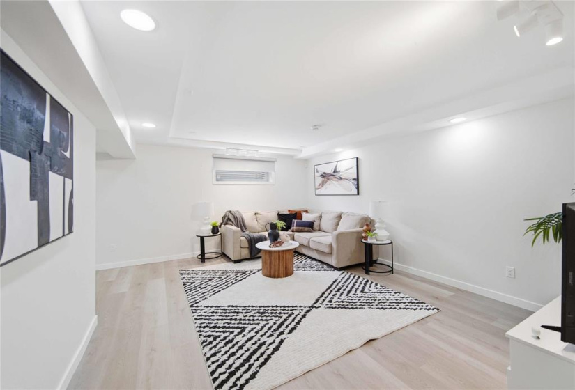 2 Hofsted, 5 Bedrooms Bedrooms, 18 Rooms Rooms,3 BathroomsBathrooms,Residential,For Sale,Hofsted