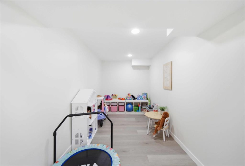 2 Hofsted, 5 Bedrooms Bedrooms, 18 Rooms Rooms,3 BathroomsBathrooms,Residential,For Sale,Hofsted