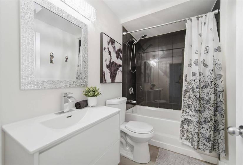 2 Hofsted, 5 Bedrooms Bedrooms, 18 Rooms Rooms,3 BathroomsBathrooms,Residential,For Sale,Hofsted