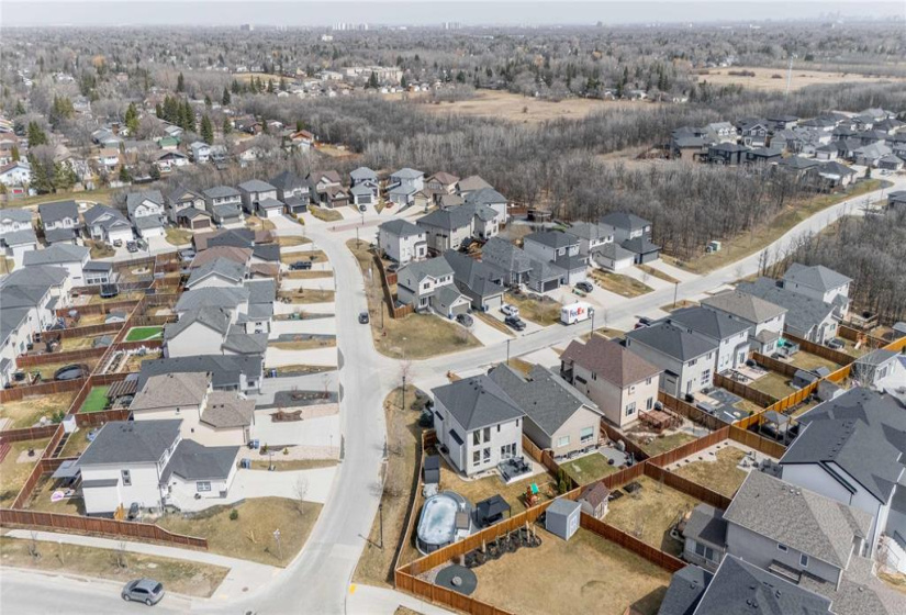 2 Hofsted, 5 Bedrooms Bedrooms, 18 Rooms Rooms,3 BathroomsBathrooms,Residential,For Sale,Hofsted