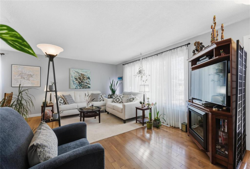 19 Purdue, 4 Bedrooms Bedrooms, 11 Rooms Rooms,2 BathroomsBathrooms,Residential,For Sale,Purdue