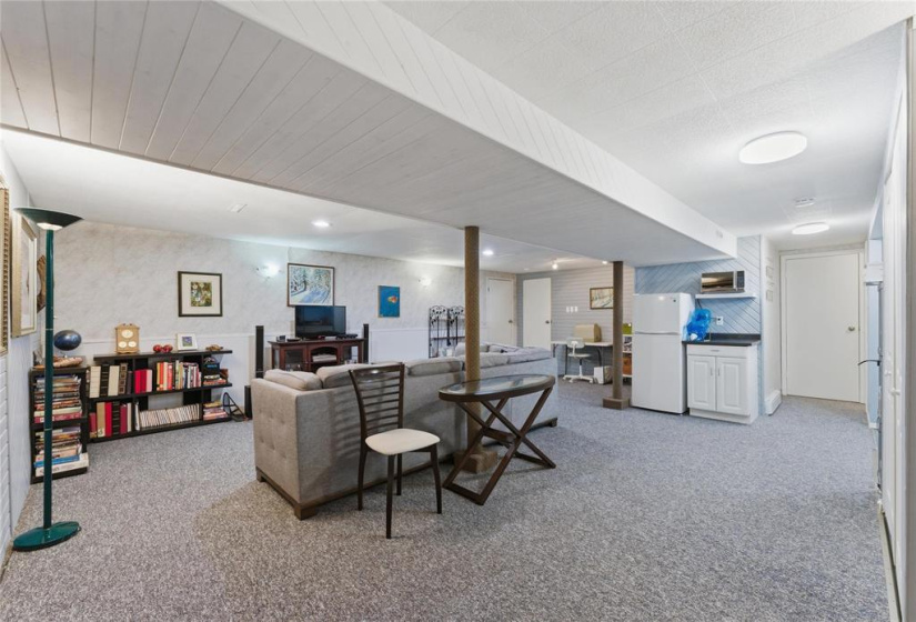 19 Purdue, 4 Bedrooms Bedrooms, 11 Rooms Rooms,2 BathroomsBathrooms,Residential,For Sale,Purdue