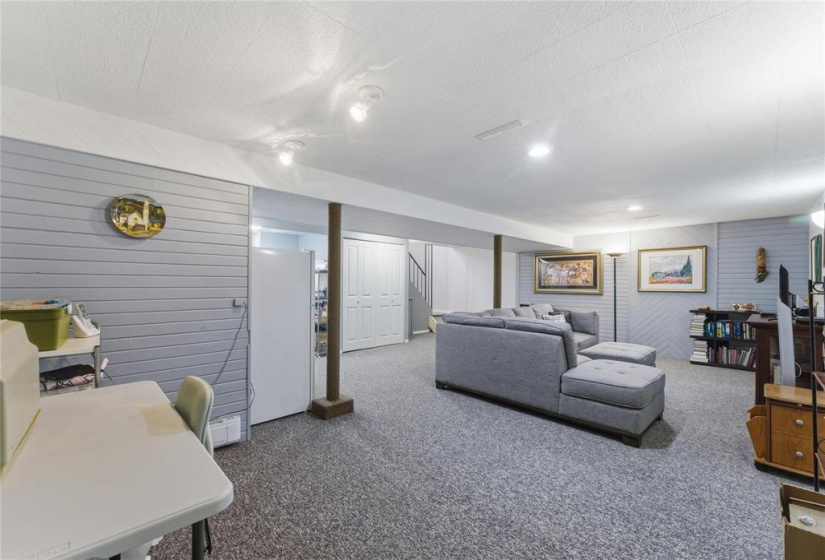 19 Purdue, 4 Bedrooms Bedrooms, 11 Rooms Rooms,2 BathroomsBathrooms,Residential,For Sale,Purdue