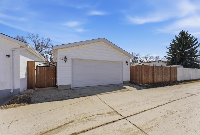 19 Purdue, 4 Bedrooms Bedrooms, 11 Rooms Rooms,2 BathroomsBathrooms,Residential,For Sale,Purdue