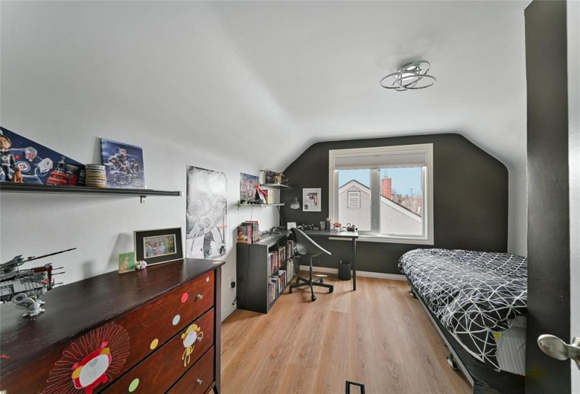 66 Glenlawn, 3 Bedrooms Bedrooms, 9 Rooms Rooms,2 BathroomsBathrooms,Residential,For Sale,Glenlawn