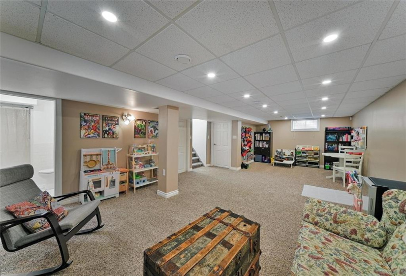 66 Glenlawn, 3 Bedrooms Bedrooms, 9 Rooms Rooms,2 BathroomsBathrooms,Residential,For Sale,Glenlawn