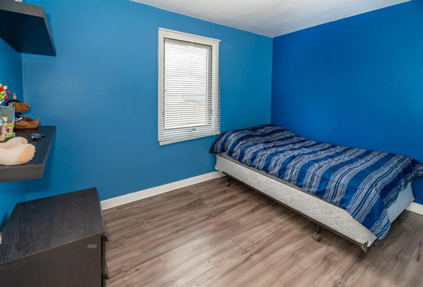 127 Des Meurons, 2 Bedrooms Bedrooms, 5 Rooms Rooms,1 BathroomBathrooms,Residential,For Sale,Des Meurons