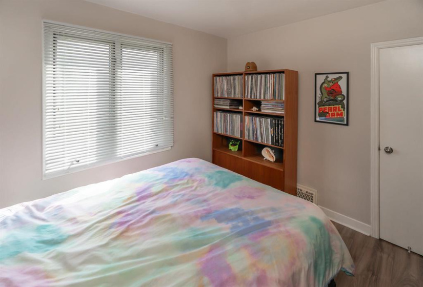 127 Des Meurons, 2 Bedrooms Bedrooms, 5 Rooms Rooms,1 BathroomBathrooms,Residential,For Sale,Des Meurons