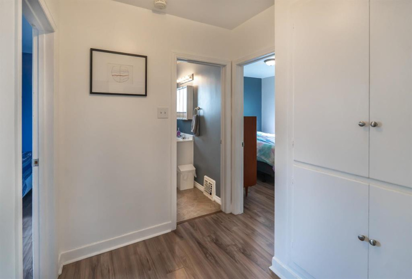 127 Des Meurons, 2 Bedrooms Bedrooms, 5 Rooms Rooms,1 BathroomBathrooms,Residential,For Sale,Des Meurons