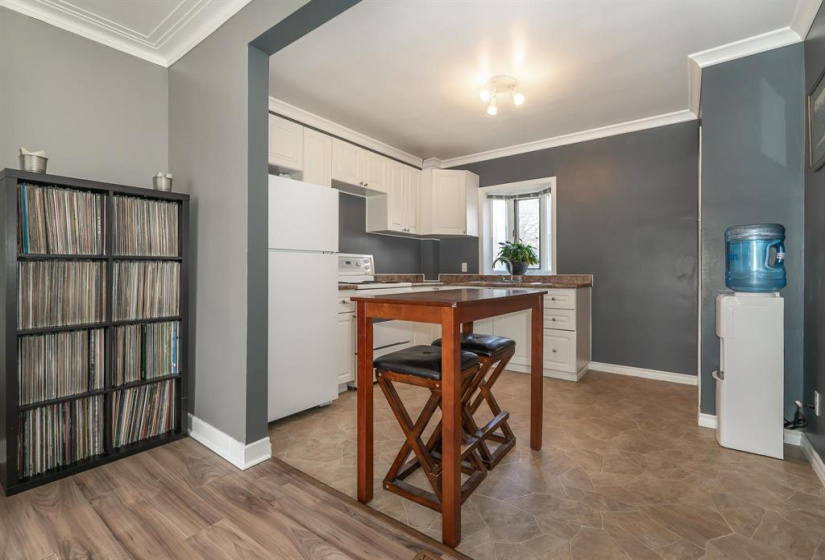 127 Des Meurons, 2 Bedrooms Bedrooms, 5 Rooms Rooms,1 BathroomBathrooms,Residential,For Sale,Des Meurons