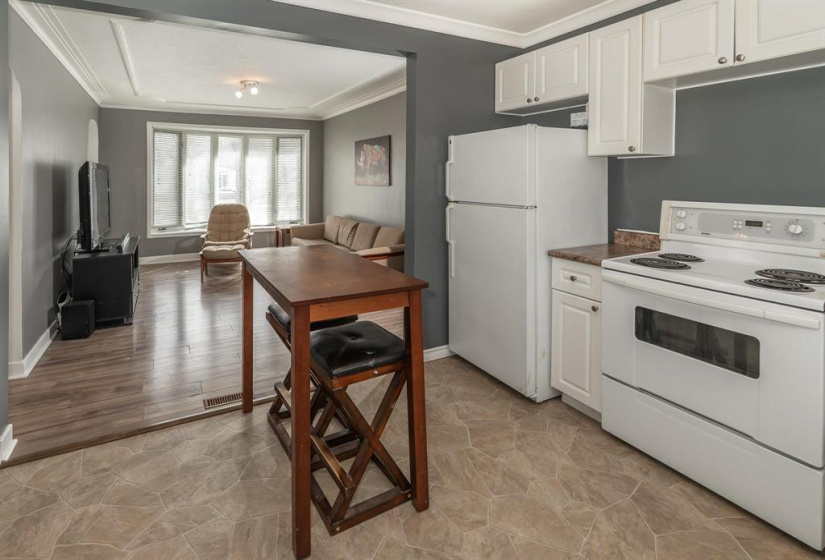 127 Des Meurons, 2 Bedrooms Bedrooms, 5 Rooms Rooms,1 BathroomBathrooms,Residential,For Sale,Des Meurons