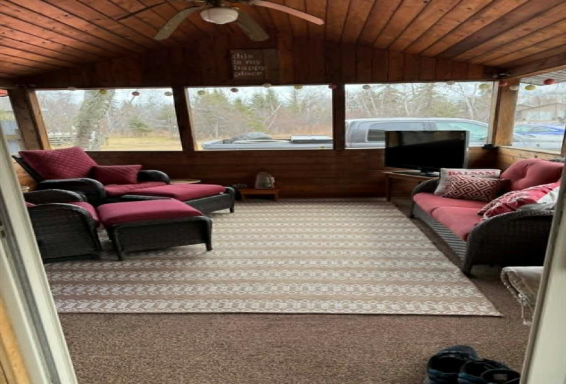 52 Chippewa, 3 Bedrooms Bedrooms, 10 Rooms Rooms,1 BathroomBathrooms,Residential,For Sale,Chippewa