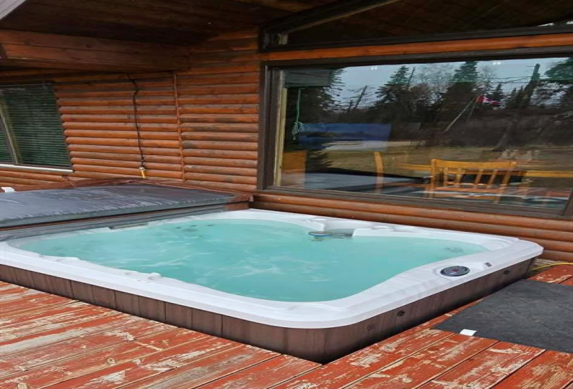 52 Chippewa, 3 Bedrooms Bedrooms, 10 Rooms Rooms,1 BathroomBathrooms,Residential,For Sale,Chippewa