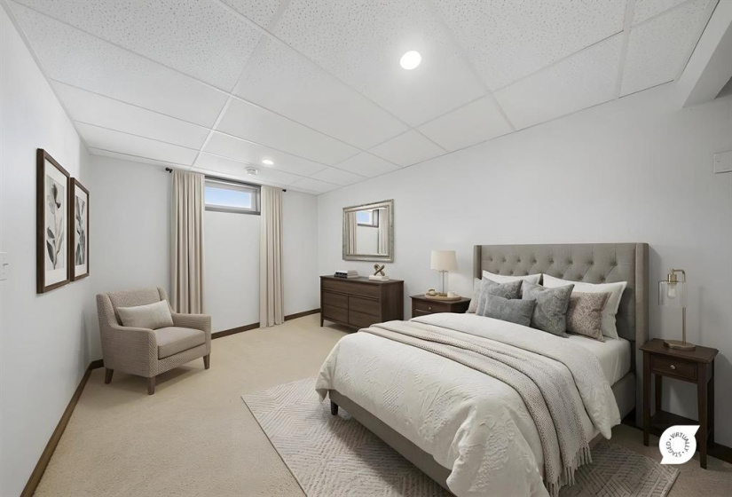 36 Queensbury, 3 Bedrooms Bedrooms, 8 Rooms Rooms,2 BathroomsBathrooms,Residential,For Sale,Queensbury