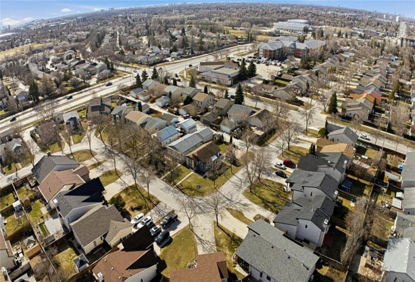 36 Queensbury, 3 Bedrooms Bedrooms, 8 Rooms Rooms,2 BathroomsBathrooms,Residential,For Sale,Queensbury