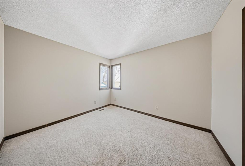 36 Queensbury, 3 Bedrooms Bedrooms, 8 Rooms Rooms,2 BathroomsBathrooms,Residential,For Sale,Queensbury