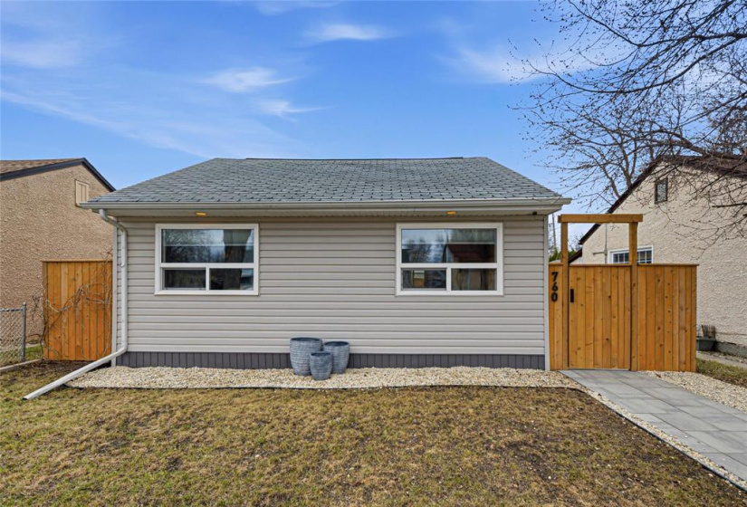760 Bannerman, 1 Bedroom Bedrooms, 5 Rooms Rooms,1 BathroomBathrooms,Residential,For Sale,Bannerman