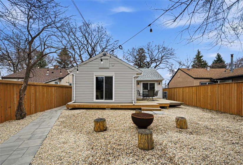 760 Bannerman, 1 Bedroom Bedrooms, 5 Rooms Rooms,1 BathroomBathrooms,Residential,For Sale,Bannerman