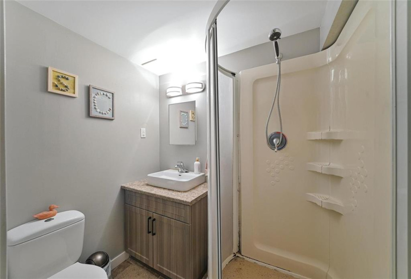 19 Magellan, 5 Bedrooms Bedrooms, 12 Rooms Rooms,2 BathroomsBathrooms,Residential,For Sale,Magellan