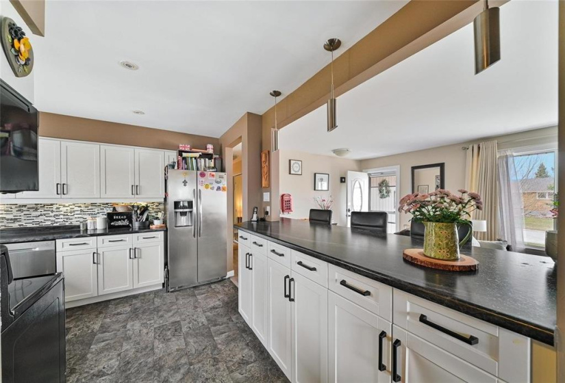 19 Magellan, 5 Bedrooms Bedrooms, 12 Rooms Rooms,2 BathroomsBathrooms,Residential,For Sale,Magellan