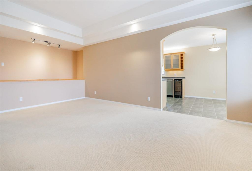100 Royal Mint, 3 Bedrooms Bedrooms, 12 Rooms Rooms,3 BathroomsBathrooms,Condominium,For Sale,Royal Mint