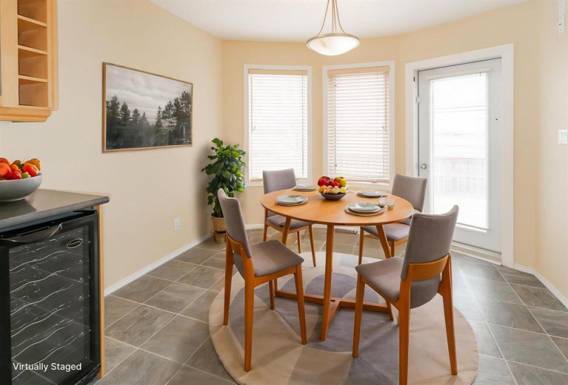 Lovely breakfast nook with access to deck
