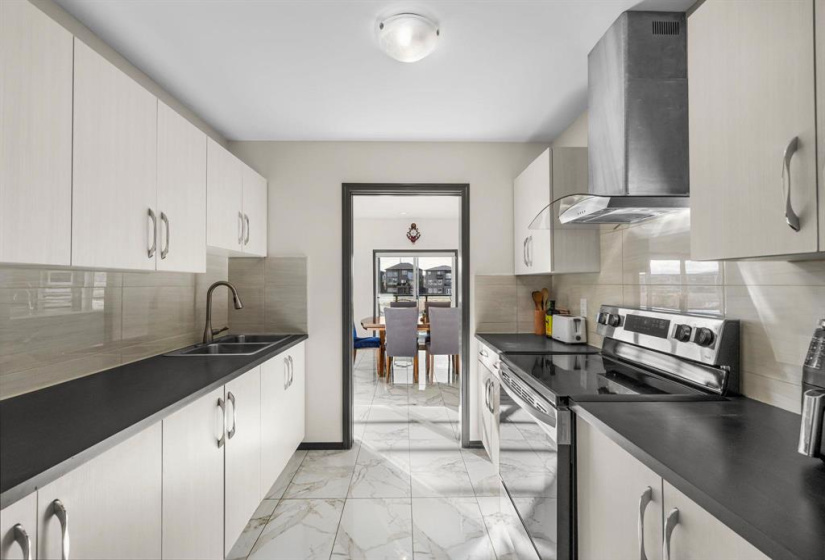 112 Creekside, 5 Bedrooms Bedrooms, 21 Rooms Rooms,4 BathroomsBathrooms,Residential,For Sale,Creekside