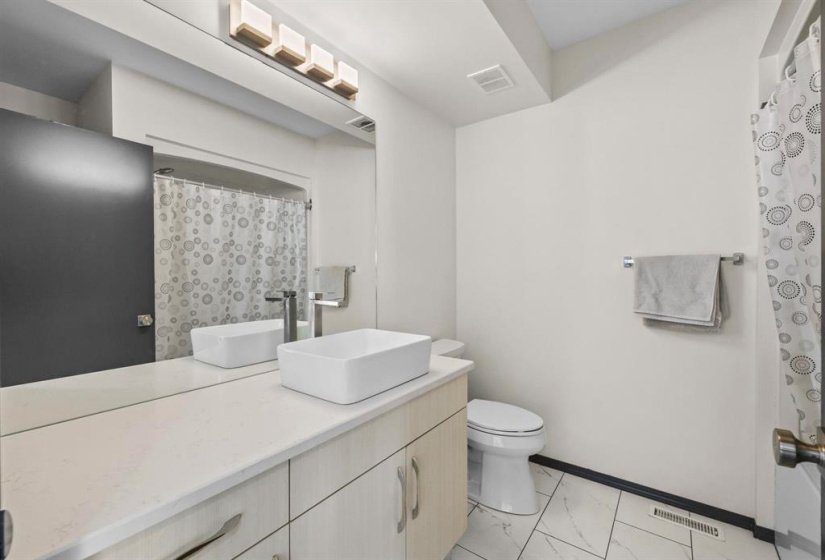 112 Creekside, 5 Bedrooms Bedrooms, 21 Rooms Rooms,4 BathroomsBathrooms,Residential,For Sale,Creekside
