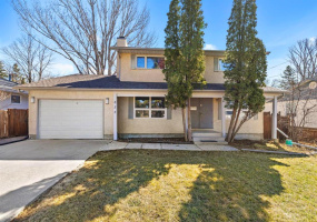 655 Laxdal, 3 Bedrooms Bedrooms, 10 Rooms Rooms,1 BathroomBathrooms,Residential,For Sale,Laxdal