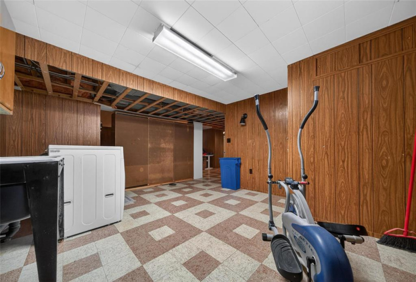 139 Bank, 2 Bedrooms Bedrooms, 10 Rooms Rooms,2 BathroomsBathrooms,Residential,For Sale,Bank