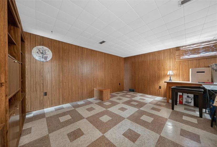139 Bank, 2 Bedrooms Bedrooms, 10 Rooms Rooms,2 BathroomsBathrooms,Residential,For Sale,Bank