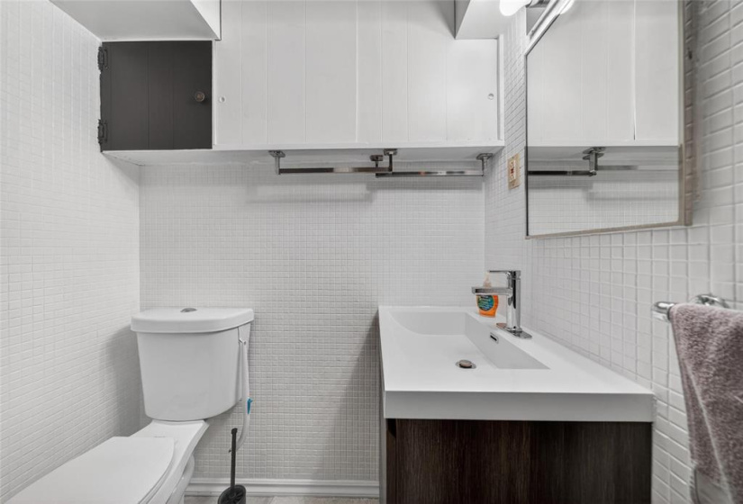 139 Bank, 2 Bedrooms Bedrooms, 10 Rooms Rooms,2 BathroomsBathrooms,Residential,For Sale,Bank