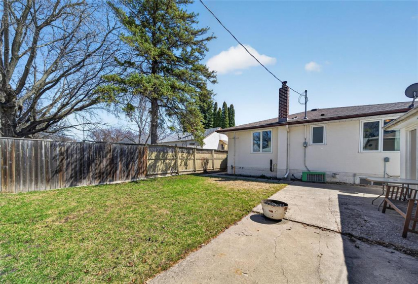 139 Bank, 2 Bedrooms Bedrooms, 10 Rooms Rooms,2 BathroomsBathrooms,Residential,For Sale,Bank