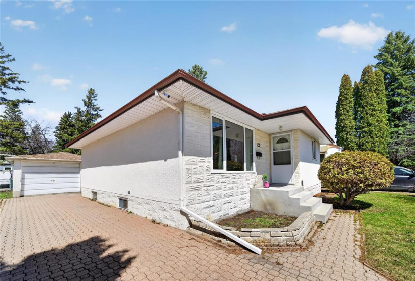 139 Bank, 2 Bedrooms Bedrooms, 10 Rooms Rooms,2 BathroomsBathrooms,Residential,For Sale,Bank