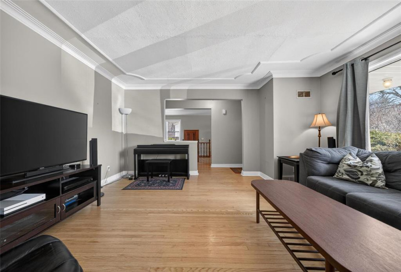 139 Bank, 2 Bedrooms Bedrooms, 10 Rooms Rooms,2 BathroomsBathrooms,Residential,For Sale,Bank