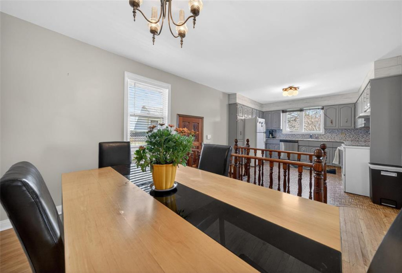 139 Bank, 2 Bedrooms Bedrooms, 10 Rooms Rooms,2 BathroomsBathrooms,Residential,For Sale,Bank