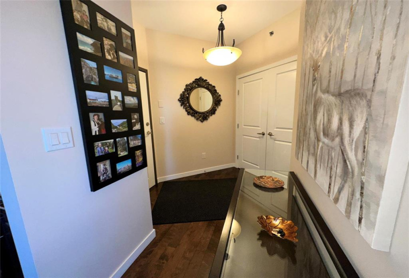 1143 St Anne's, 3 Bedrooms Bedrooms, 8 Rooms Rooms,2 BathroomsBathrooms,Condominium,For Sale,St Anne's