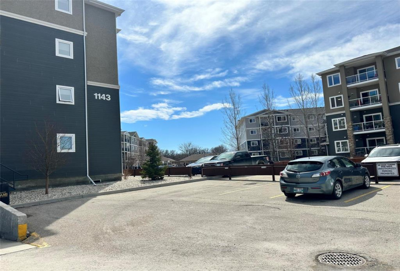 1143 St Anne's, 3 Bedrooms Bedrooms, 8 Rooms Rooms,2 BathroomsBathrooms,Condominium,For Sale,St Anne's